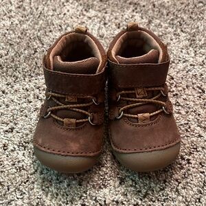 Stride rite baby shoes 4.5